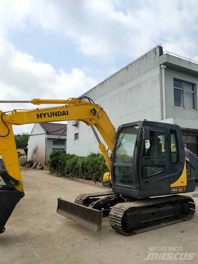 Hyundai 80-7 Vikšriniai ekskavatoriai