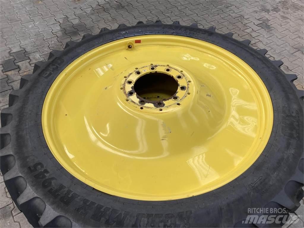 BKT 320/90R54 Padangos, ratai ir ratlankiai