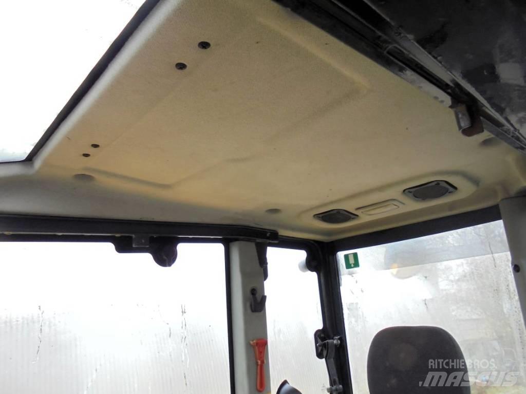 Komatsu PC 80 MR-3 Vidutinės galios ekskavatoriai 7-12 t