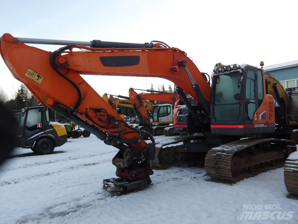Doosan DX 235 Vikšriniai ekskavatoriai