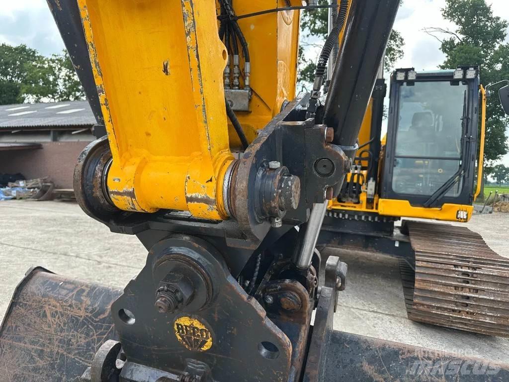 JCB 220Xlc Vikšriniai ekskavatoriai