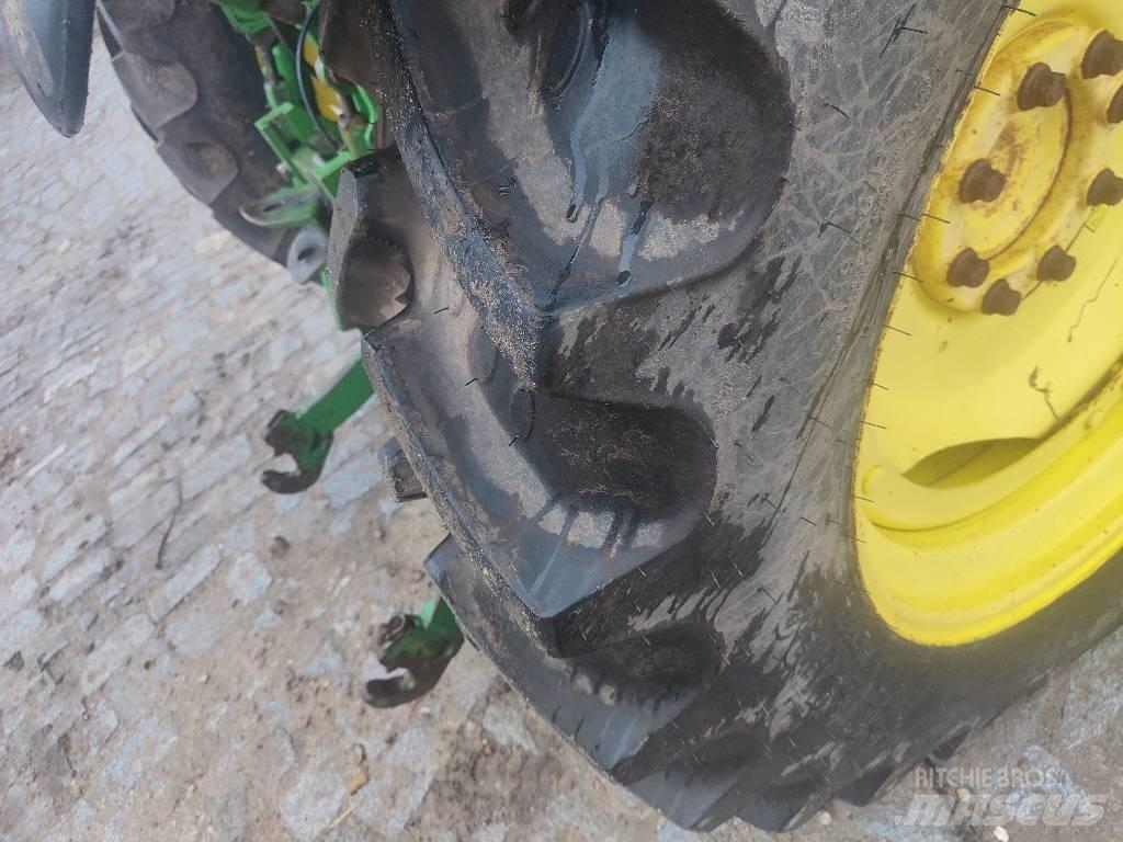 John Deere 6420 Traktoriai