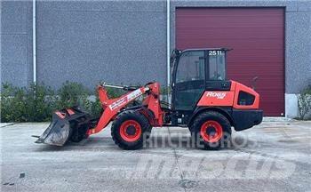 Kubota R065 Naudoti ratiniai krautuvai