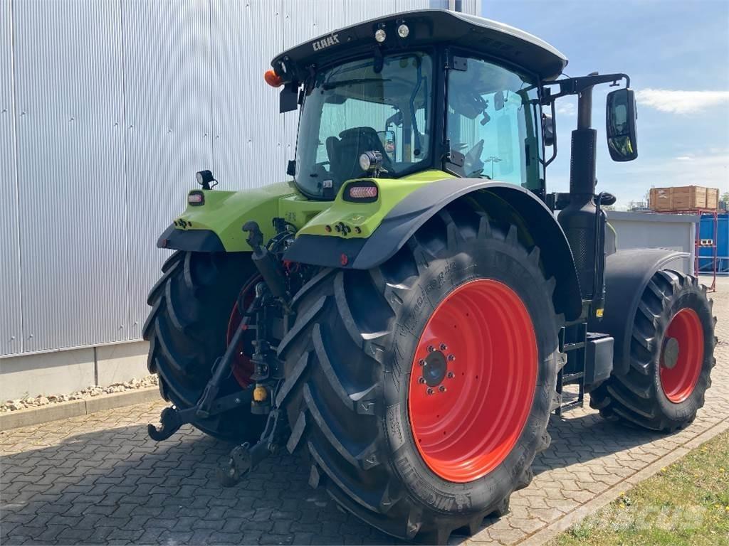 CLAAS ARION 660 Traktoriai