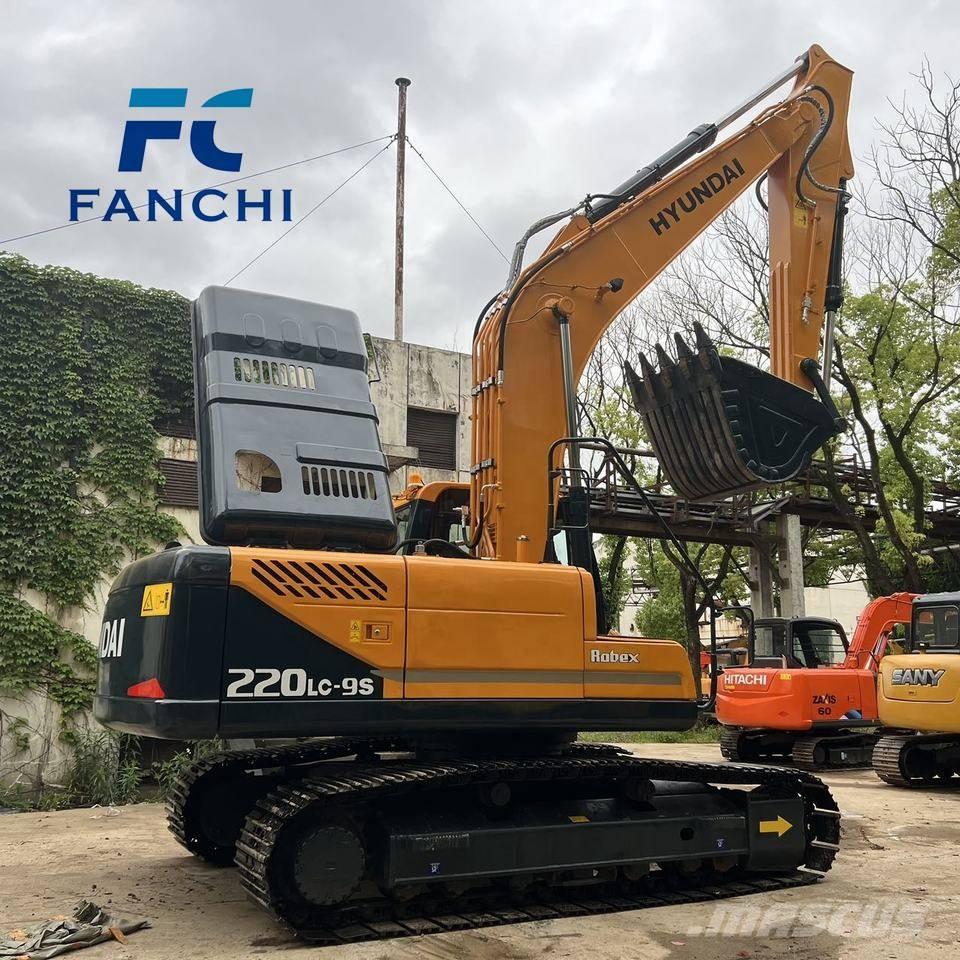 Hyundai 220LC-9S Vikšriniai ekskavatoriai