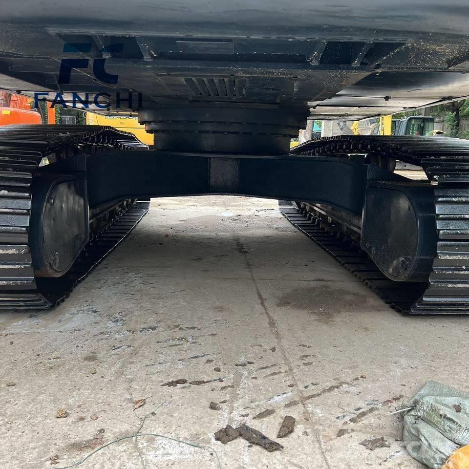 Hyundai 220LC-9S Vikšriniai ekskavatoriai