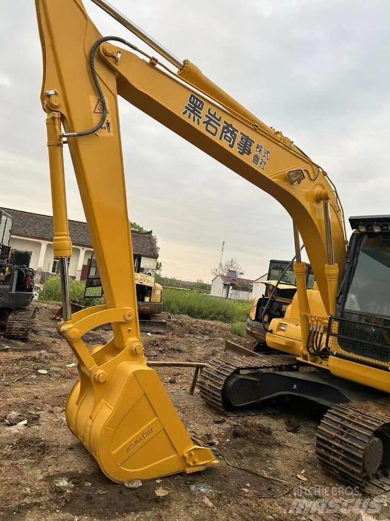 Komatsu PC 130 Vikšriniai ekskavatoriai