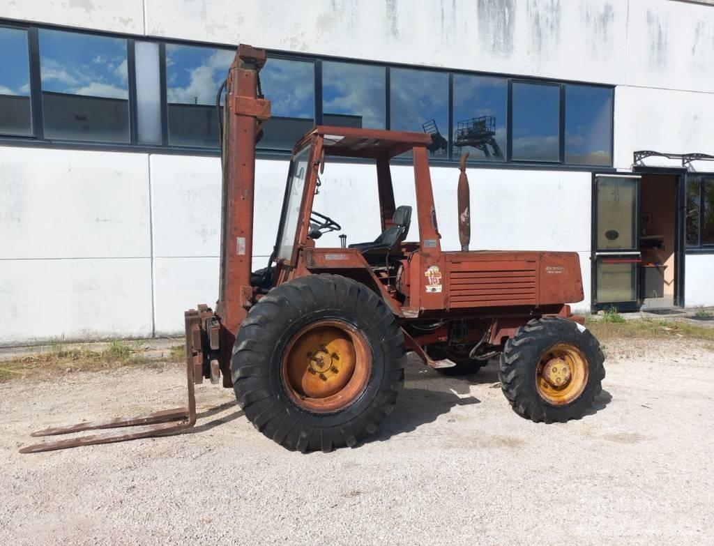 Manitou 4RM30G Dyzeliniai krautuvai