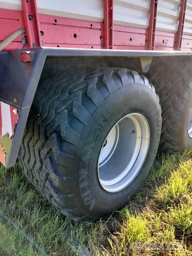 Pöttinger Torro 5700 Savikrovės priekabos