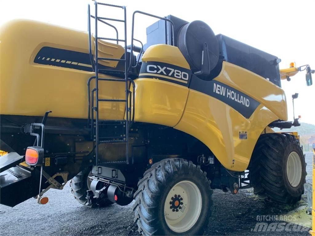 New Holland CX780 Derliaus nuėmimo kombainai