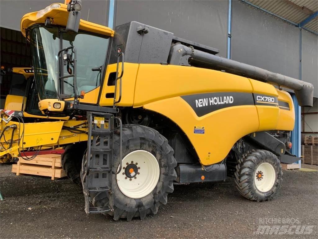 New Holland CX780 Derliaus nuėmimo kombainai