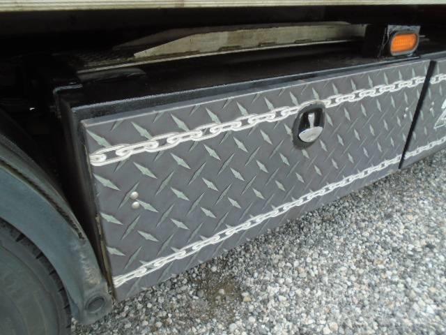 Sterling Bullet 5500 Pagalbos kelyje automobiliai