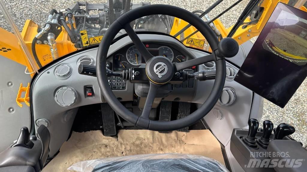 Volvo L 90 H Naudoti ratiniai krautuvai