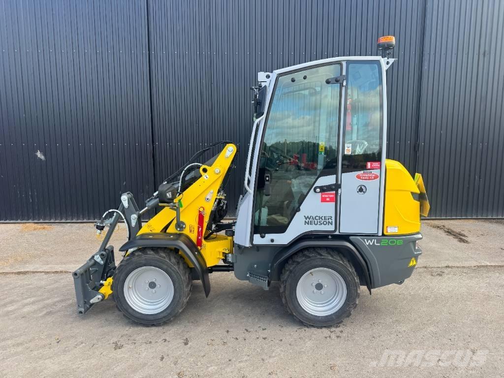 Wacker Neuson WL 20e Krautuvai su šoniniu pasukimu