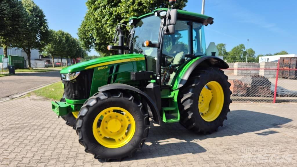 John Deere 5090 R Traktoriai
