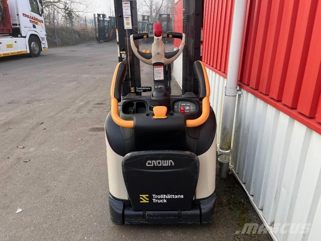 Crown ETi 4000-1.2 Rankiniai vėžimėliai