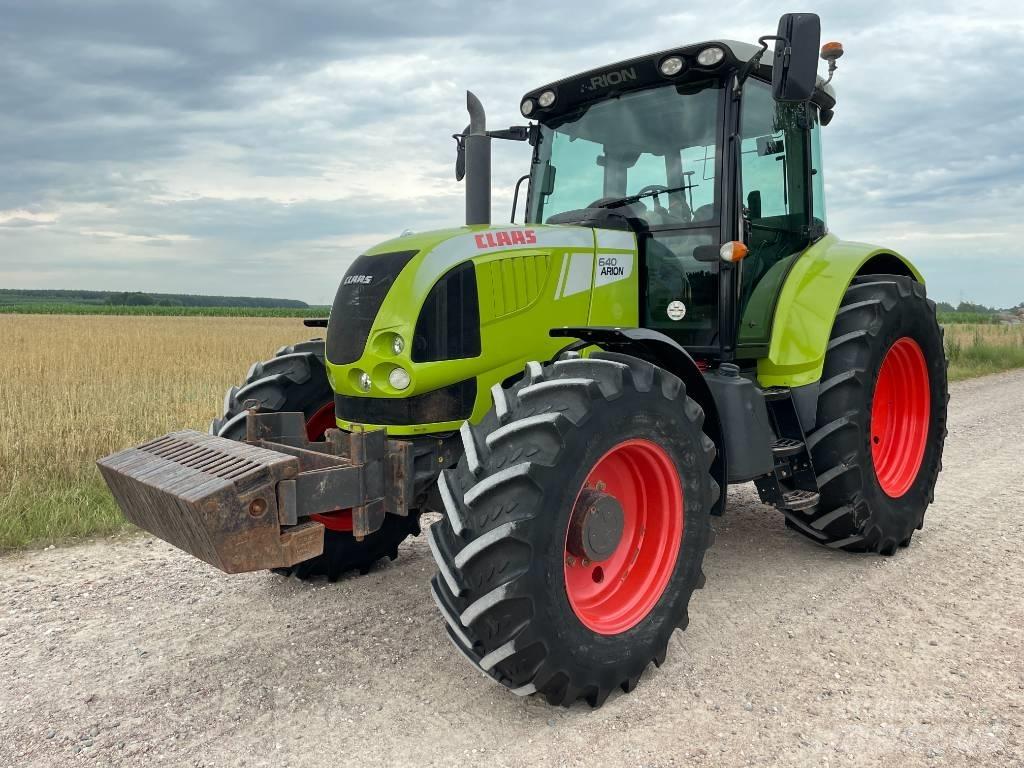 CLAAS Arion 640 Traktoriai