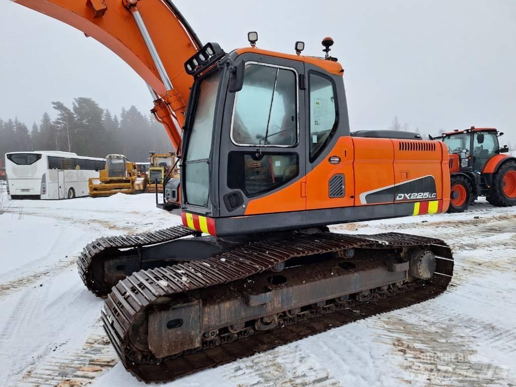 Doosan DX 225 LC Vikšriniai ekskavatoriai