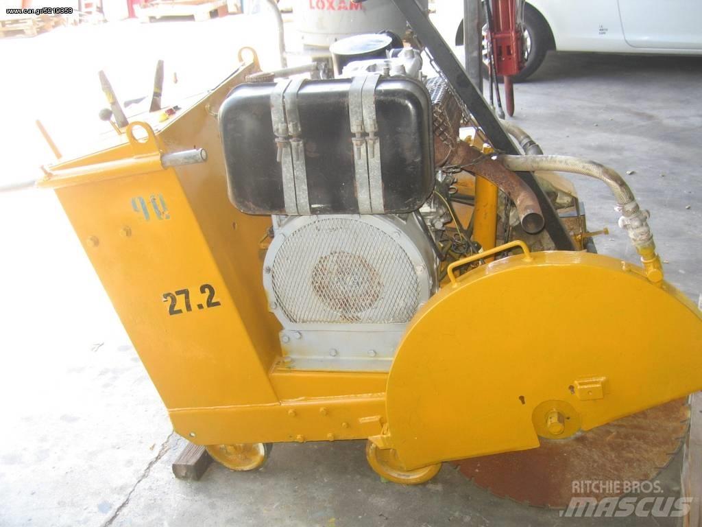 Hanix 600 xil Asfalto mašinų priedai