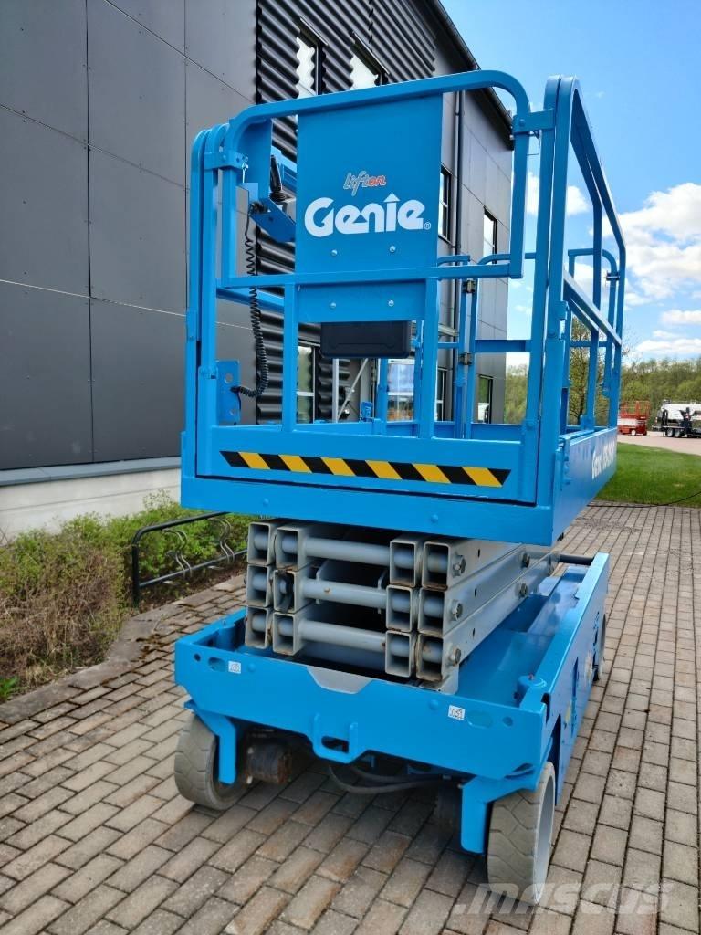 Genie GS 2646 Vertikalūs stiebiniai keltuvai
