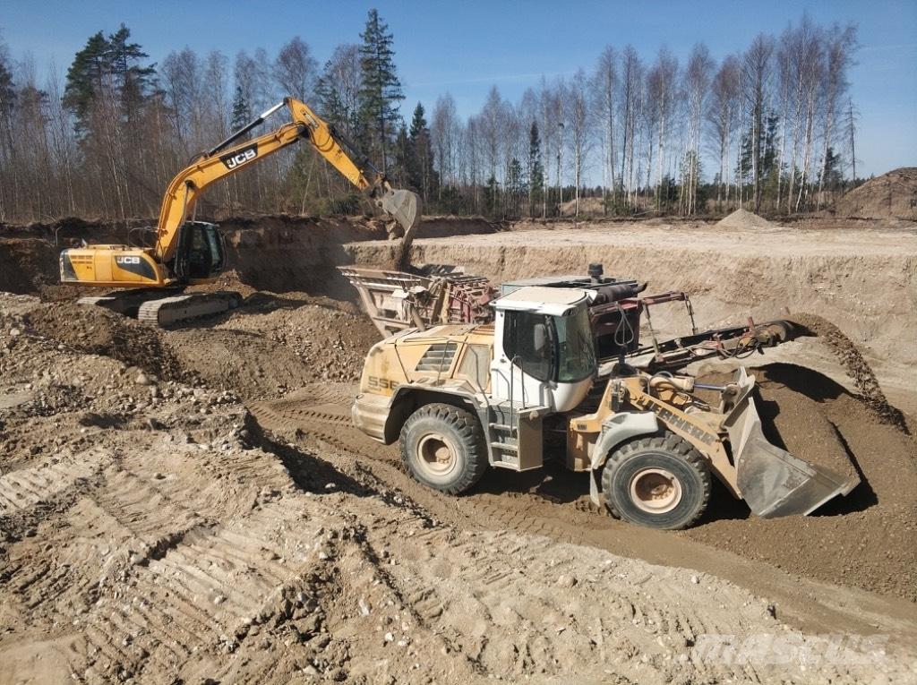 Liebherr 556 2plus2 Universalūs ratiniai krautuvai