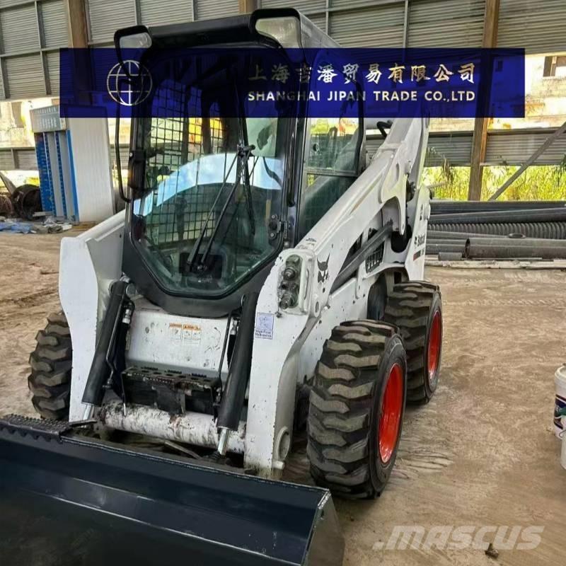 Bobcat S 770 Krautuvai su šoniniu pasukimu