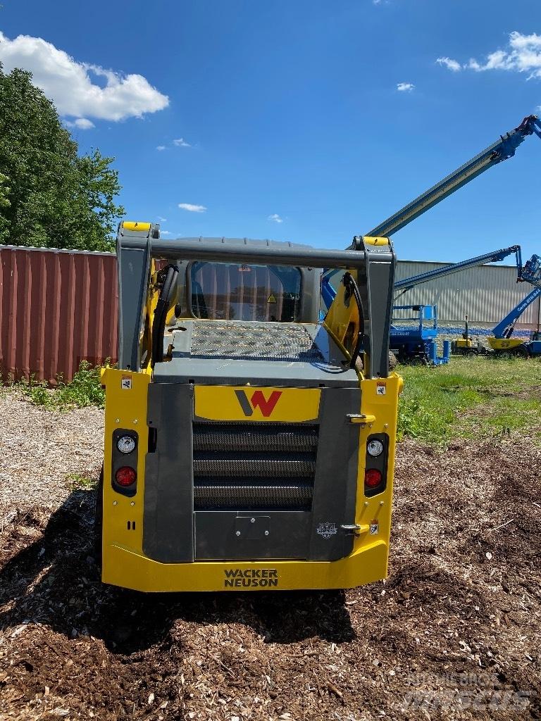 Wacker Neuson SW21 Krautuvai su šoniniu pasukimu