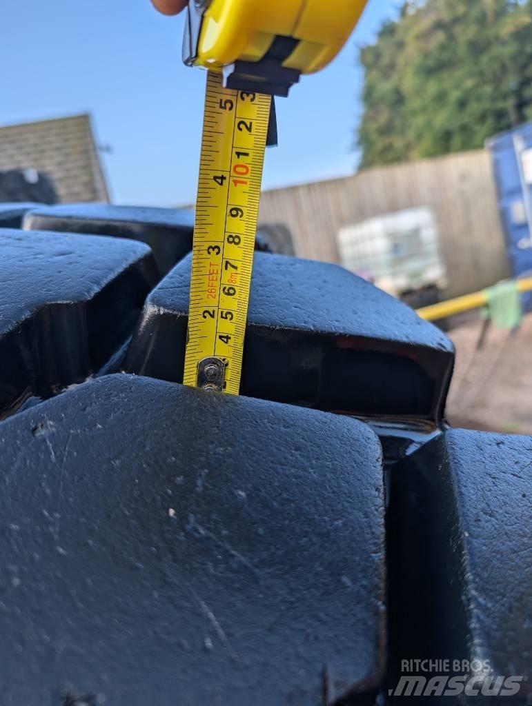 Bridgestone VLTS Padangos, ratai ir ratlankiai