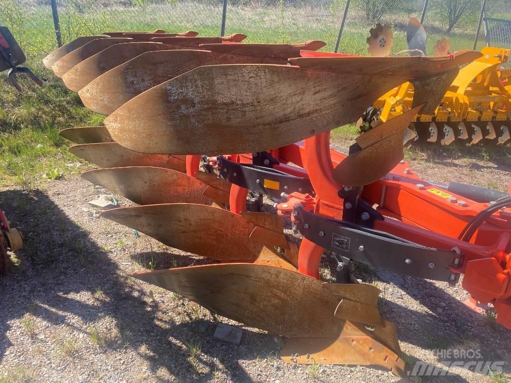 Kubota RM 300 SV Apverčiamieji plūgai