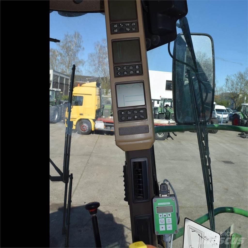 John Deere 7250 i Pašarų ruošimo technika