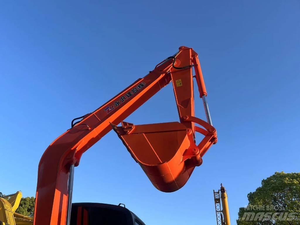 Hitachi ZX70 Vikšriniai ekskavatoriai