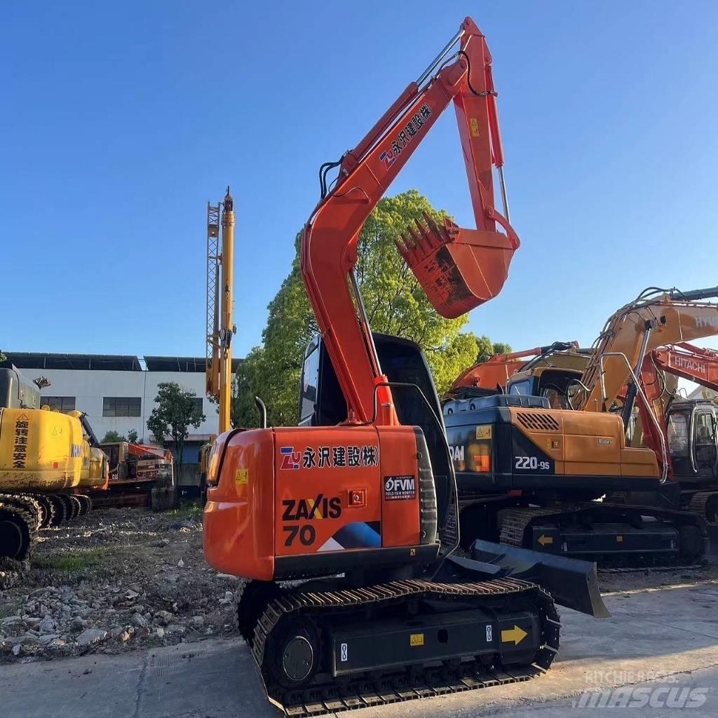 Hitachi ZX70 Vikšriniai ekskavatoriai