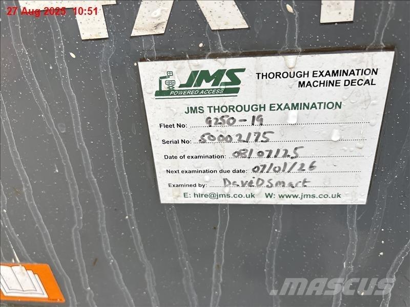 SkyJack SJ 9250 RT Žirkliniai keltuvai