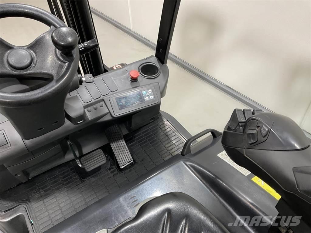 Mitsubishi FB18PNT Elektriniai šakiniai krautuvai