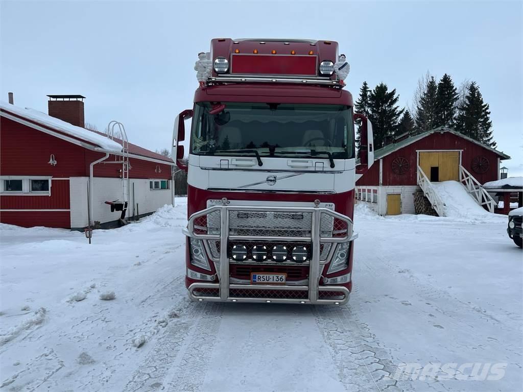 Volvo FH13 550 Sunkvežimiai su dengtu kėbulu