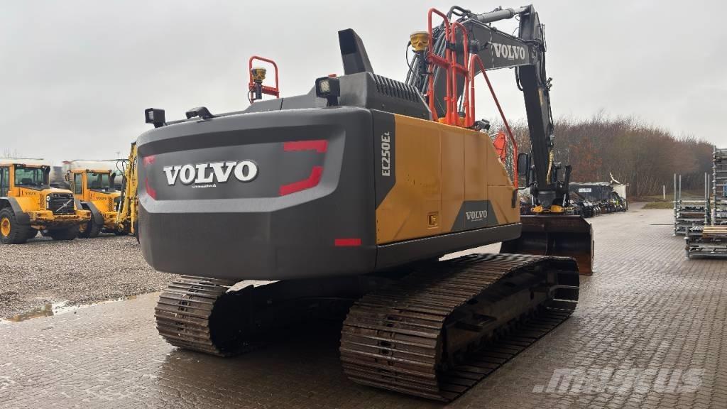 Volvo EC 250 EL Vikšriniai ekskavatoriai