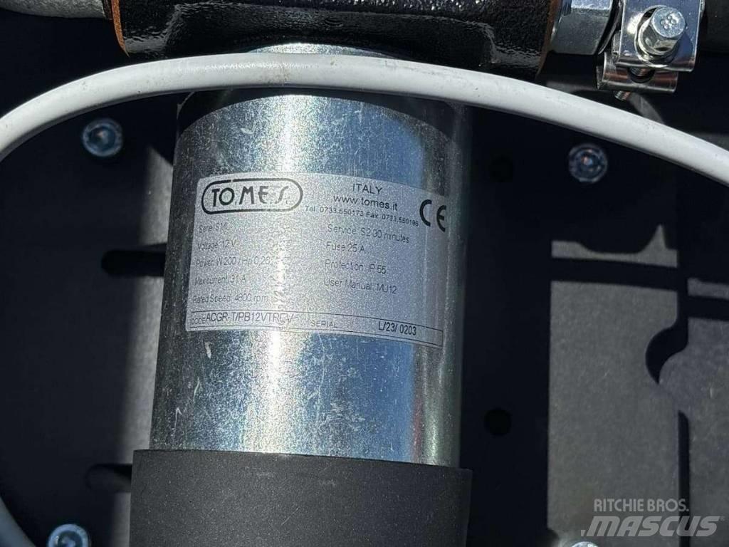  4Fuel 4F166Gal Saugojimo konteineriai