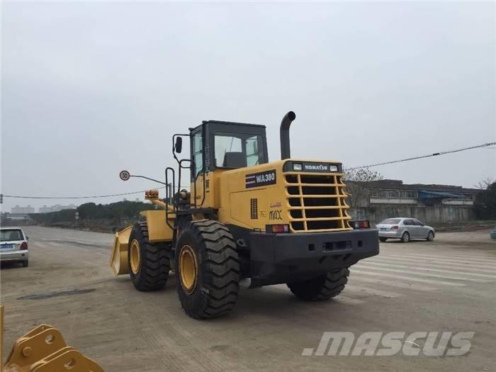 Komatsu WA 380-3 Naudoti ratiniai krautuvai