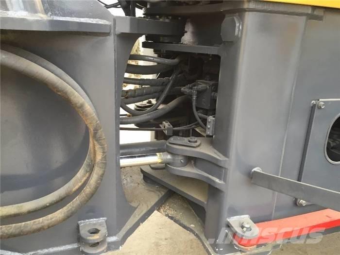 Komatsu WA 380-3 Naudoti ratiniai krautuvai