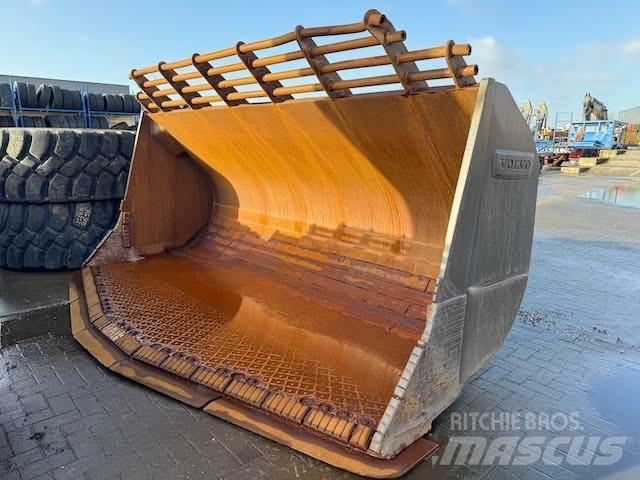 Volvo L 350 H Naudoti ratiniai krautuvai