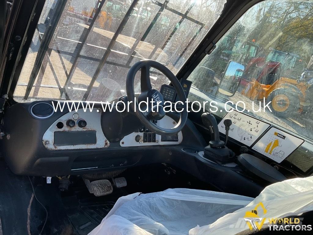 JCB 520-40 Teleskopiniai krautuvai žemės ūkiui