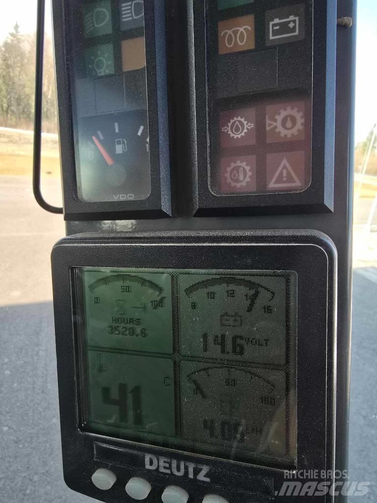 Tecnoma FC 5240 Savaeigiai purkštuvai