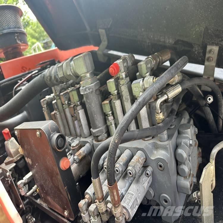Kubota 183-3 Vikšriniai ekskavatoriai