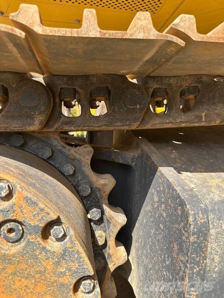 Komatsu PC 400-8 Vikšriniai ekskavatoriai