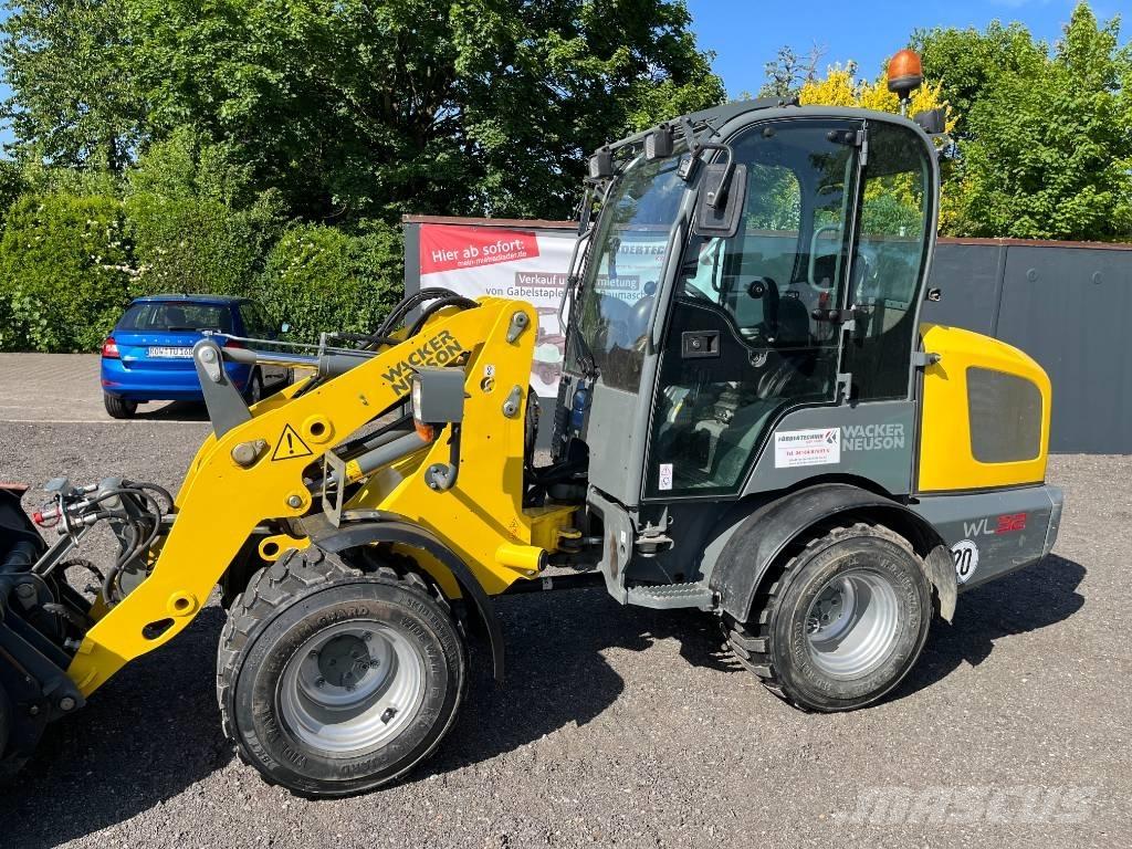 Wacker Neuson WL 32 Naudoti ratiniai krautuvai