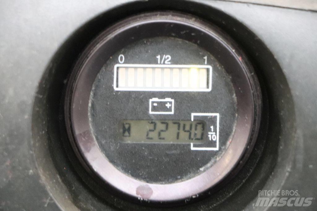 Still EGV 12 V-4153 Rankiniai vėžimėliai