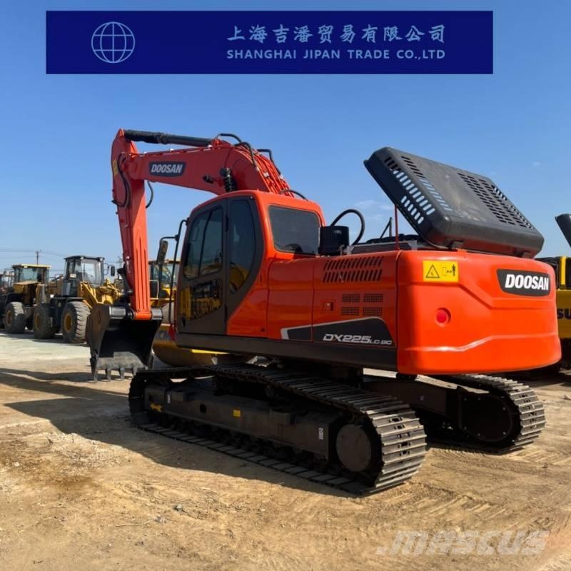 Doosan DX 225 Vikšriniai ekskavatoriai