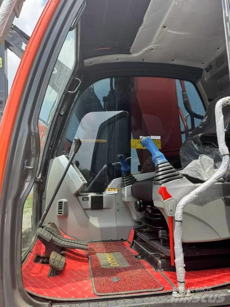 Doosan DX300-9C Vikšriniai ekskavatoriai
