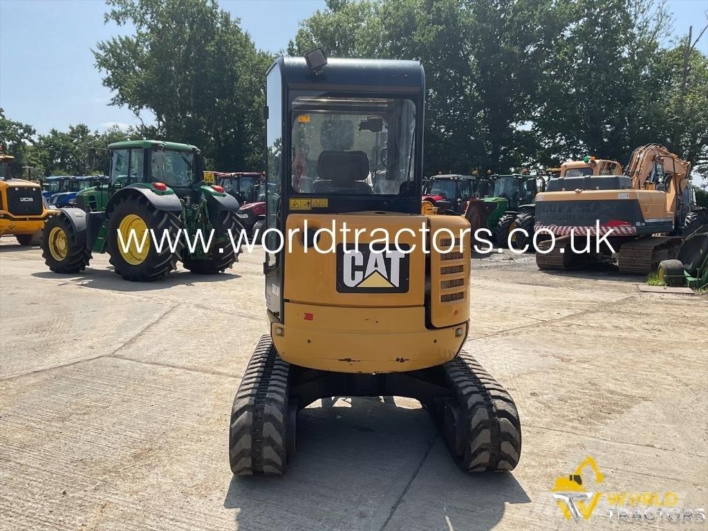 CAT 302.7 D Mini ekskavatoriai < 7 t