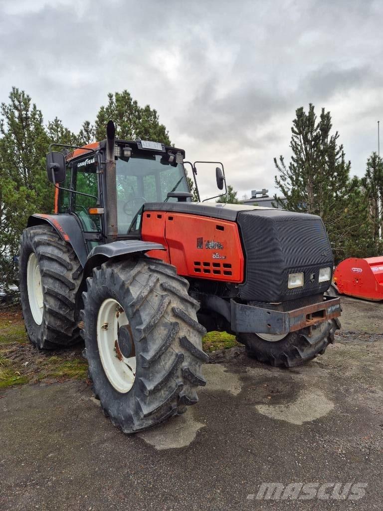Valtra 8550 Traktoriai